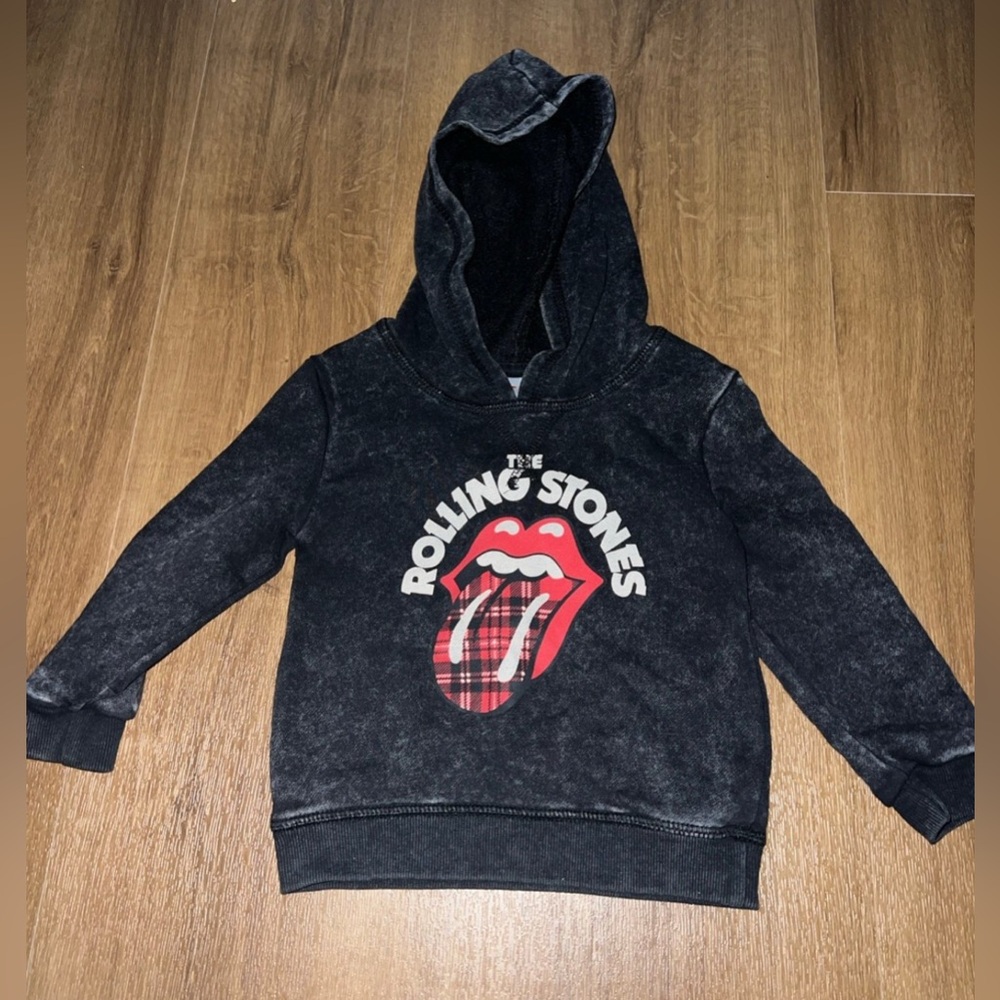 Size 2T gender neutral Black Rolling Stones Hoodie